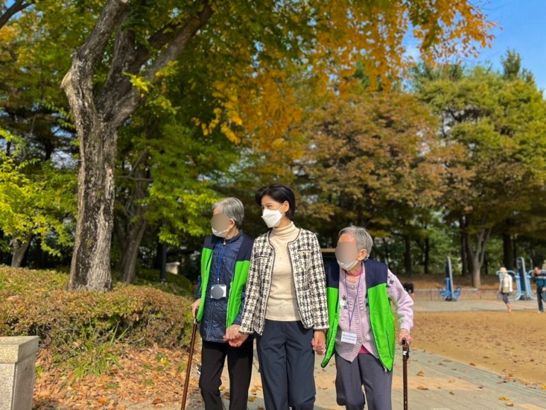 /user/p/peacesilvercare/editor/2311/c06fa236d22d3624b7810959b31aacb5_1698834488_815.jpg 이미지크게보기