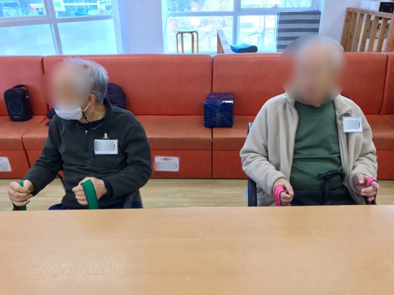/user/p/peacesilvercare/editor/2312/eff01b49e2f2f1a2621a64924340183d_1701656786_9276.jpg 이미지크게보기