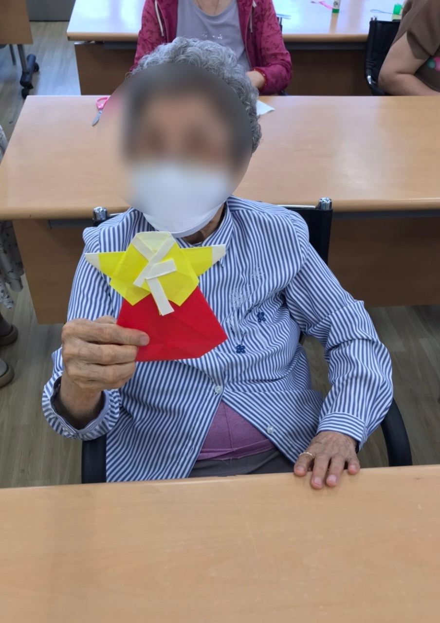 /user/p/peacesilvercare/editor/2407/96ba16a8294590bf2a8ecbaf817eb48c_1719903221_1936.jpg 이미지크게보기