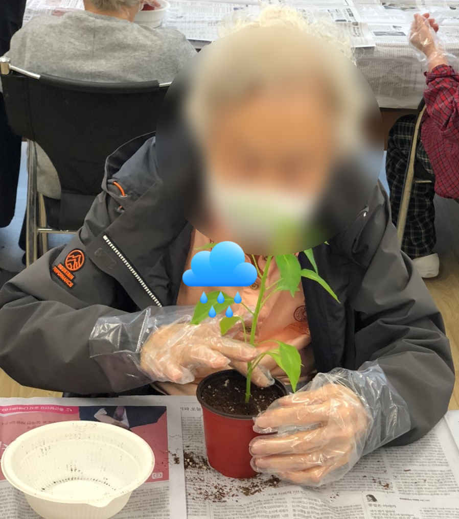 /user/p/peacesilvercare/editor/2505/4332aea3c26ac3f8a3d1e4f97e08cbbb_1747452934_5596.jpg 이미지크게보기
