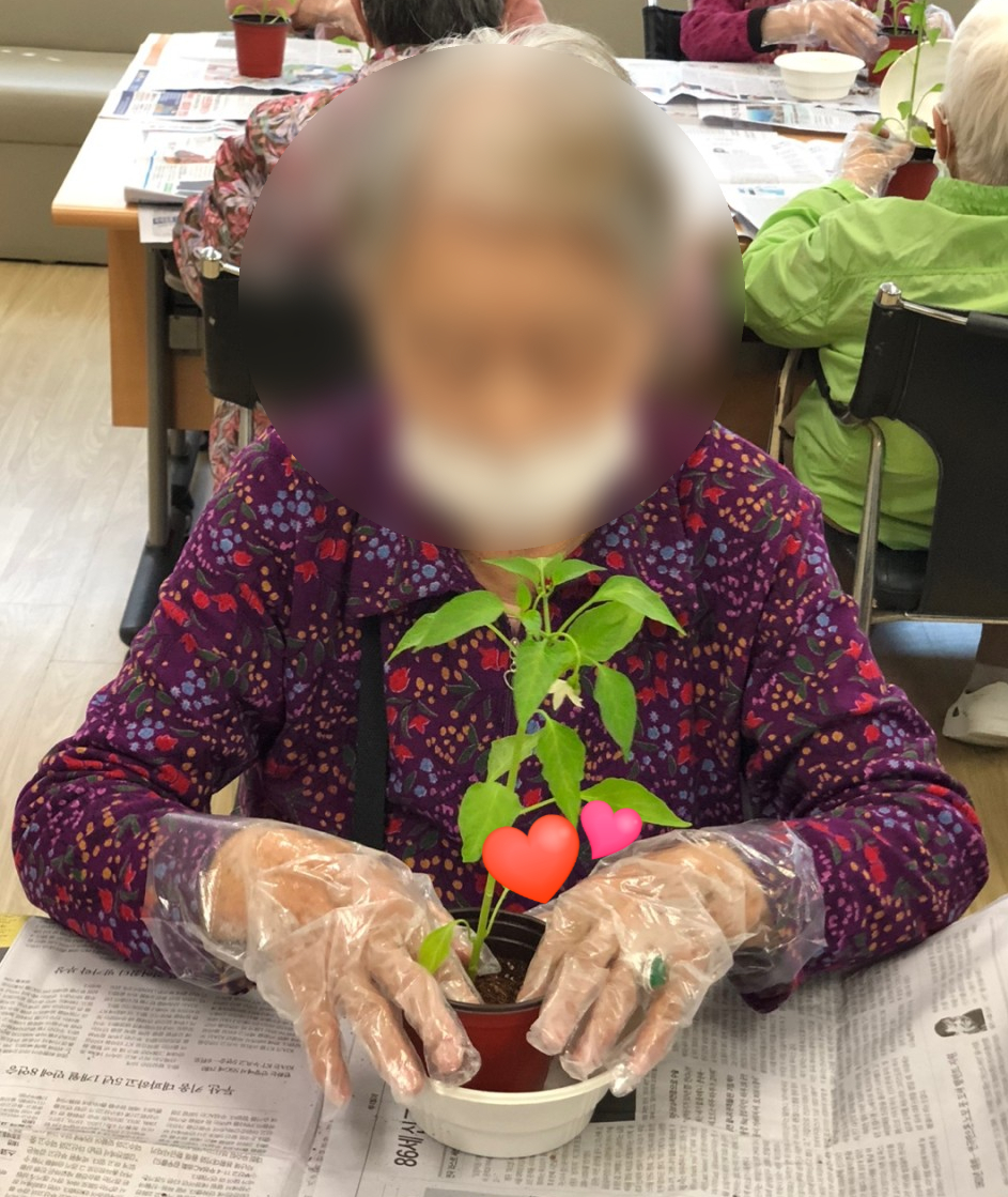 /user/p/peacesilvercare/editor/2505/4332aea3c26ac3f8a3d1e4f97e08cbbb_1747452935_1401.jpg 이미지크게보기
