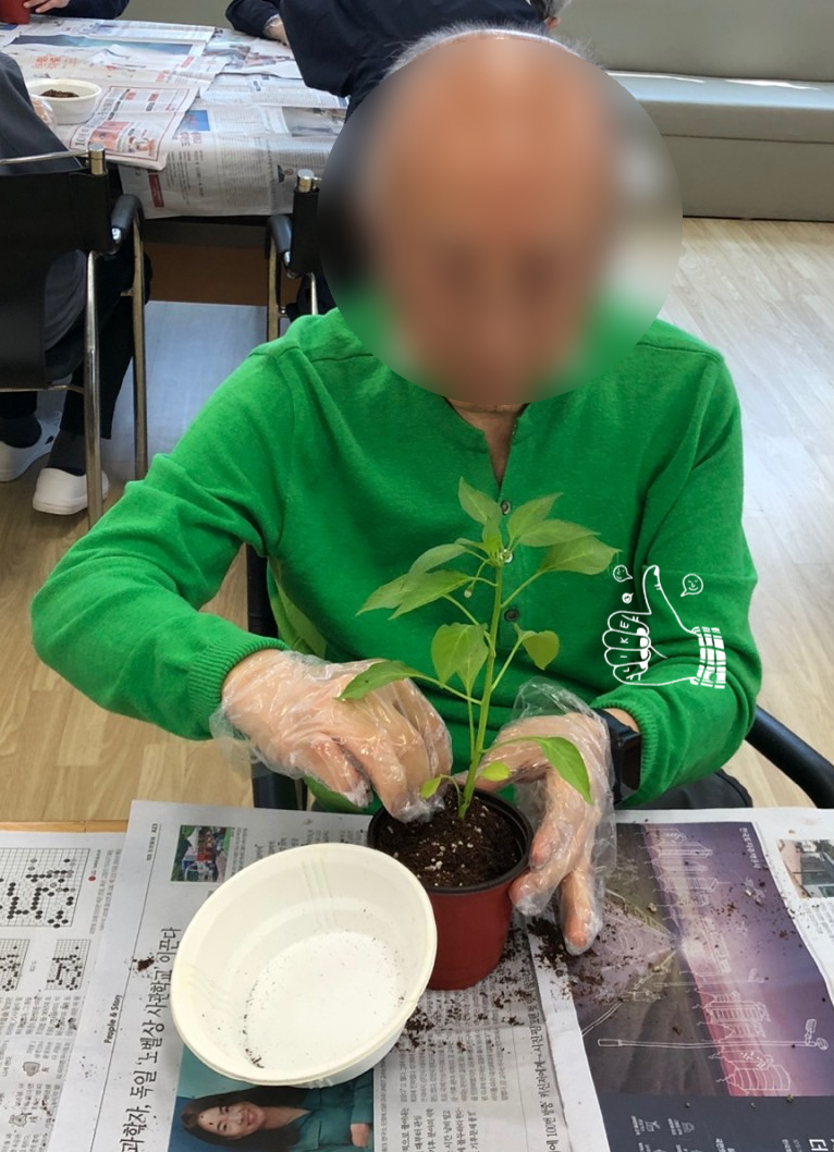 /user/p/peacesilvercare/editor/2505/4332aea3c26ac3f8a3d1e4f97e08cbbb_1747453071_0995.jpg 이미지크게보기