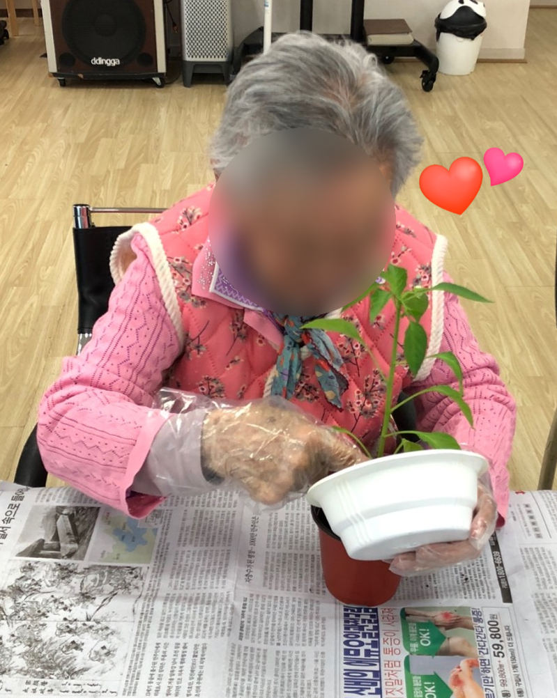 /user/p/peacesilvercare/editor/2505/4332aea3c26ac3f8a3d1e4f97e08cbbb_1747453071_2482.jpg 이미지크게보기