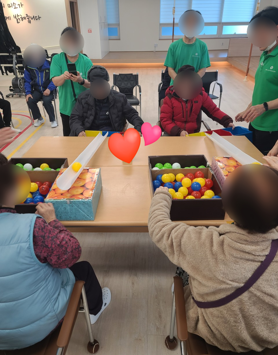 /user/p/peacesilvercare/editor/2512/5ebb57f34e1130000ae94baaf0a60a31_1767070378_7761.jpg 이미지크게보기