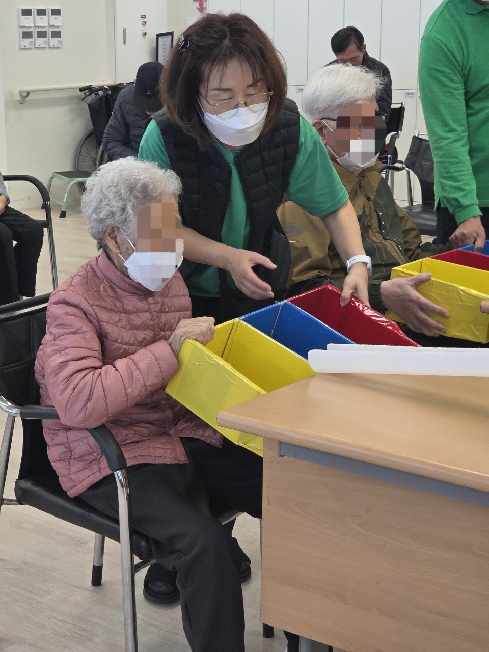 /user/p/peacesilvercare/editor/2604/9427255b7dd316348c8a7376e92e280b_1775735999_2466.jpg 이미지크게보기