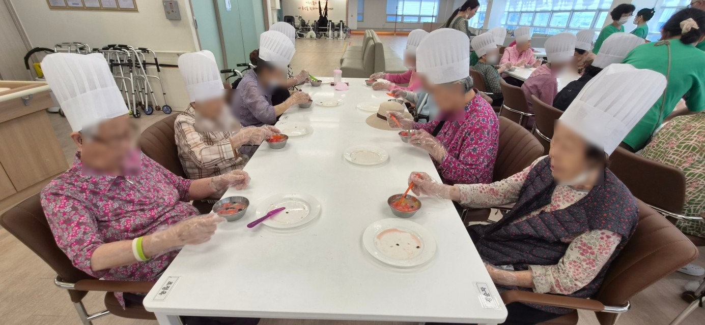/user/p/peacesilvercare/editor/2608/88a2668cf357a491b121999c0f3c1648_1785730355_9967.jpg 이미지크게보기